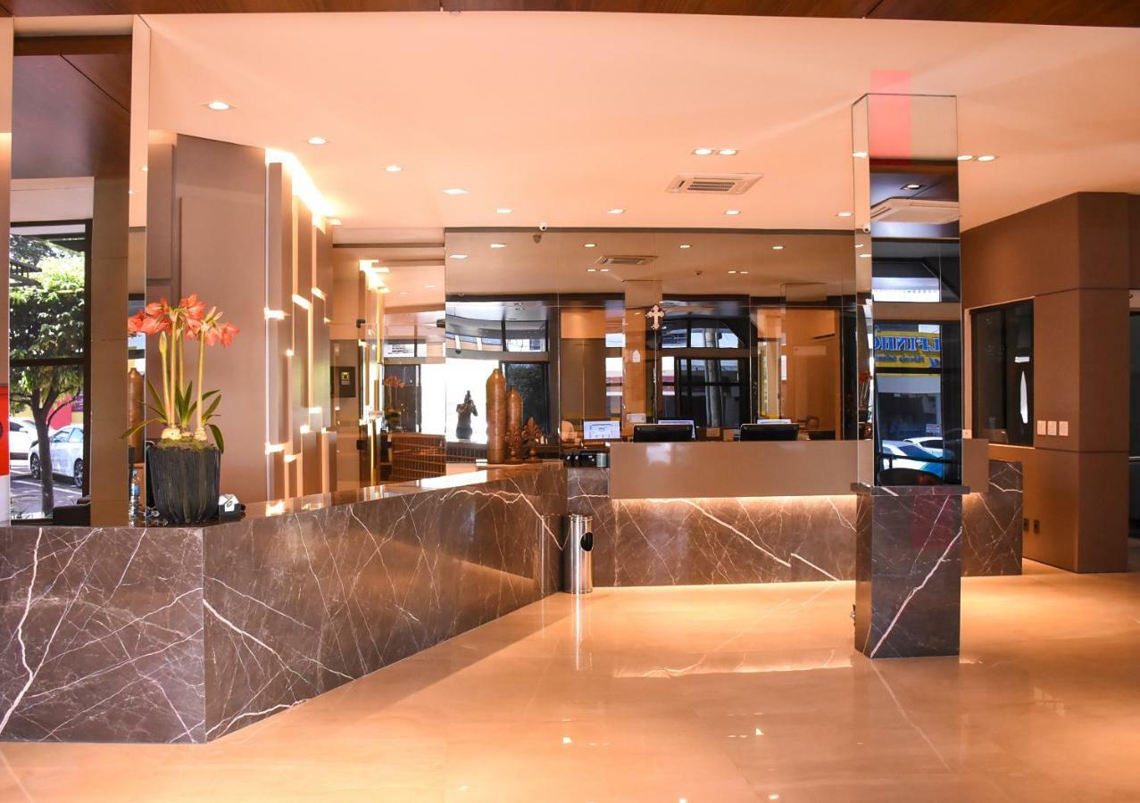Hotel Bahamas Dourados Esterno foto